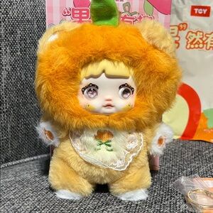 NWOT Confirmed Nommi-Interesting Fruits- Orange 🍊